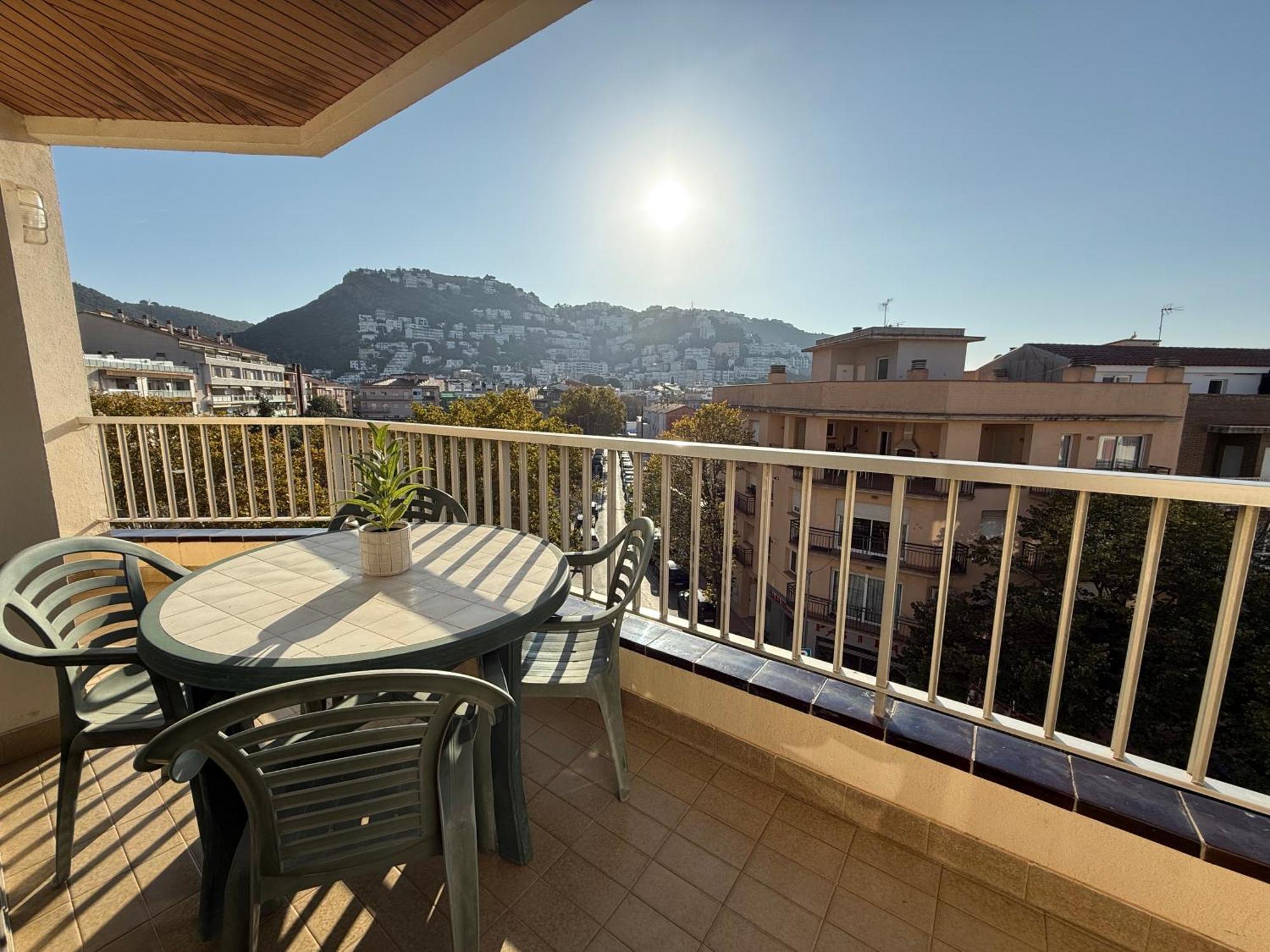 Agi Peater Center Apartman Roses Kültér fotó