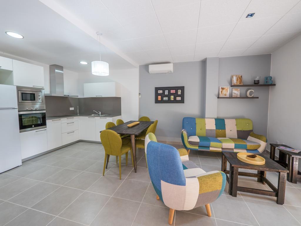 Agi Peater Center Apartman Roses Szoba fotó