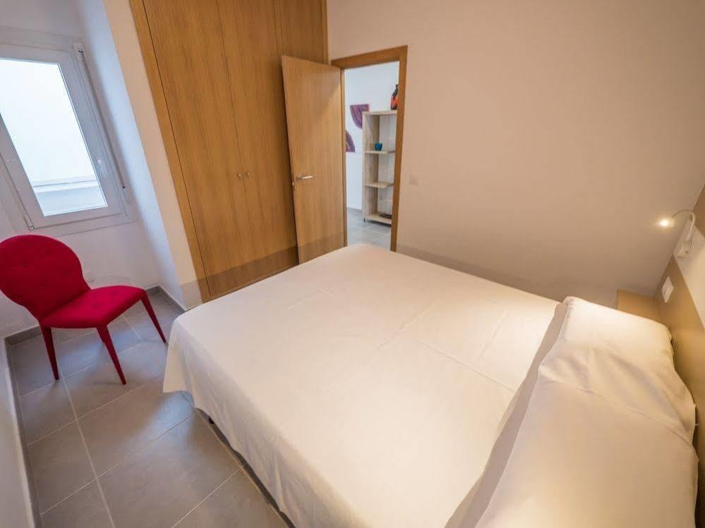 Agi Peater Center Apartman Roses Kültér fotó